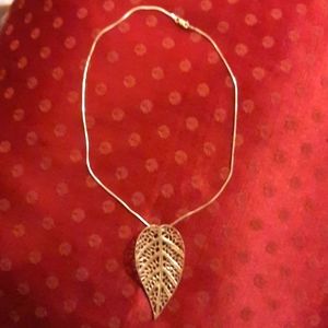 Krissos Sterling silver necklace
